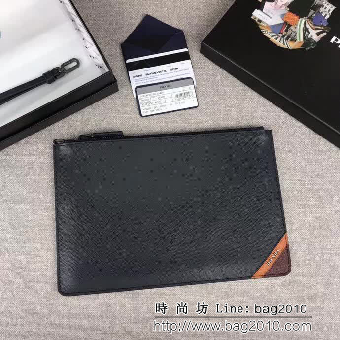 PRADA普拉達 官網同步 專櫃最新款式 頂級原單十字紋牛皮 男士手包 2NG005 DD1166